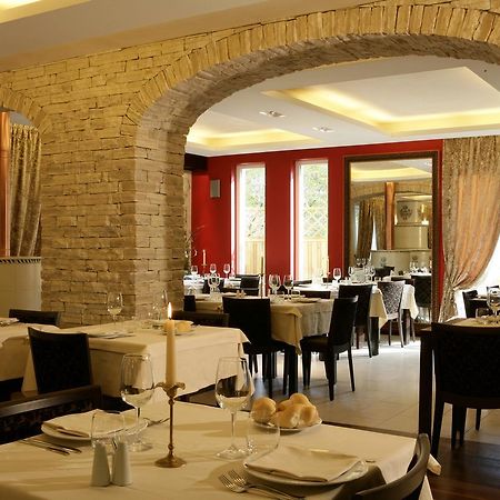 Albergo Ristorante Marcheno Екстериор снимка