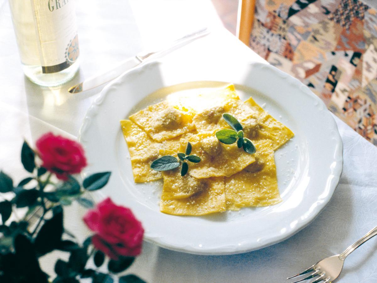 Albergo Ristorante Marcheno Екстериор снимка
